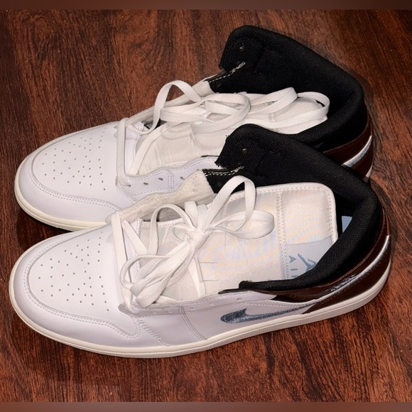 Jordan 1 size 13 - Picture 4 of 16